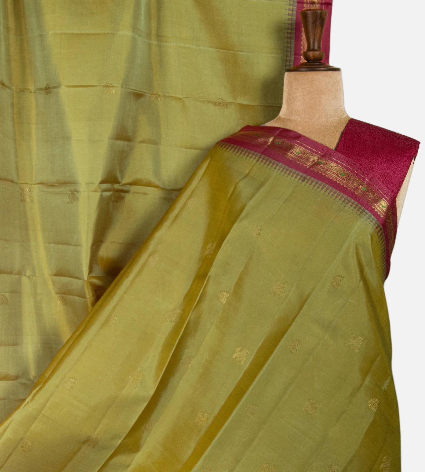 olive-green-kanchipuram-silk-saree-d08116403-a