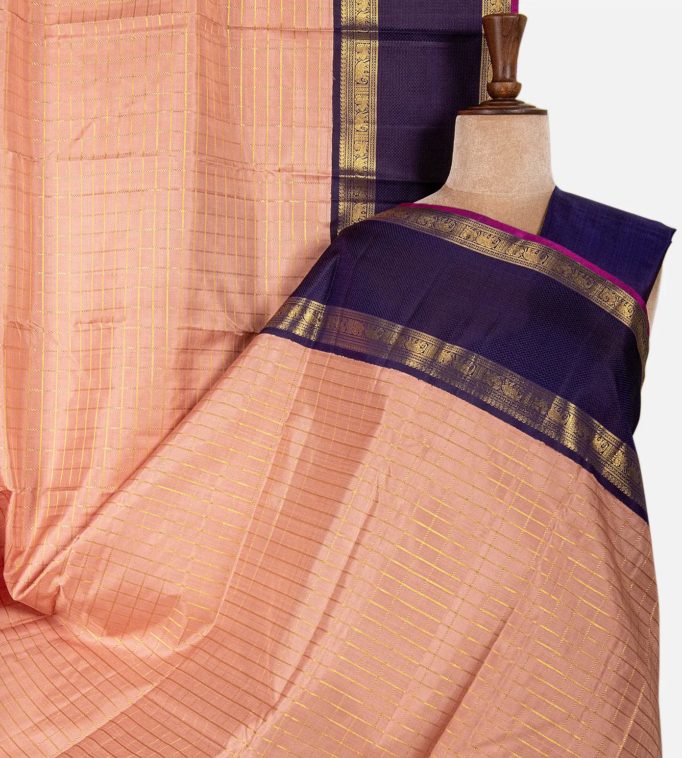 peach-kanchipuram-silk-saree-d08116941-a