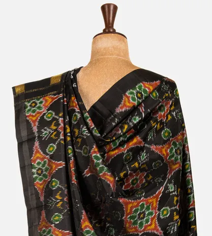 black-kanchipuram-silk-saree-d07112574-c