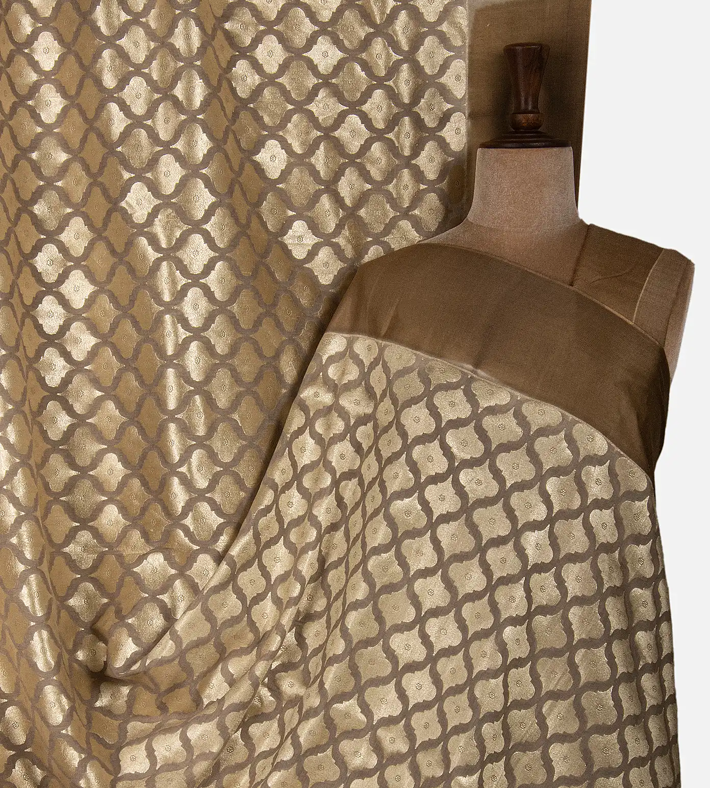 gold-colour-banarasi-silk-saree-d08117997-a