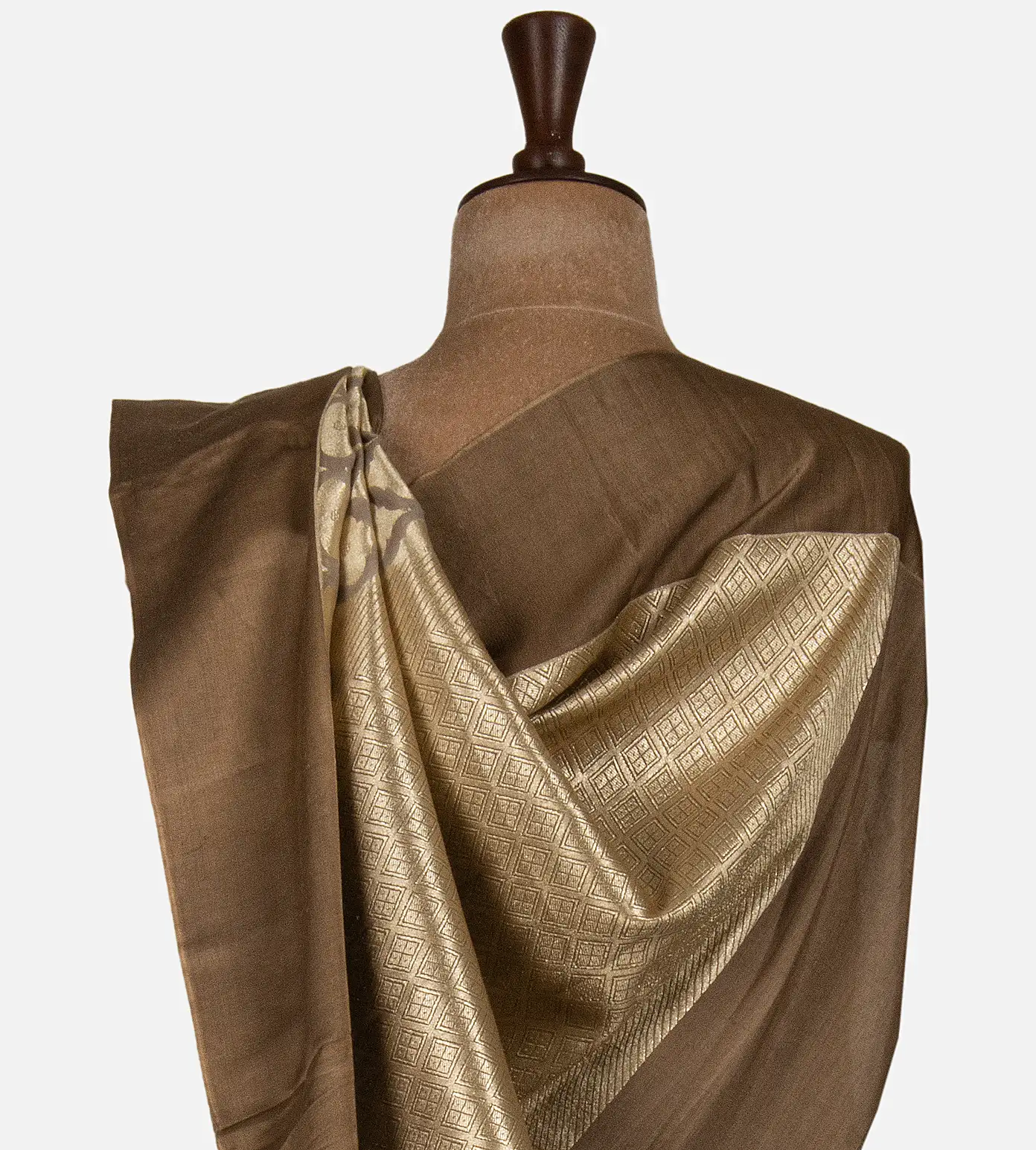 gold-colour-banarasi-silk-saree-d08117997-c