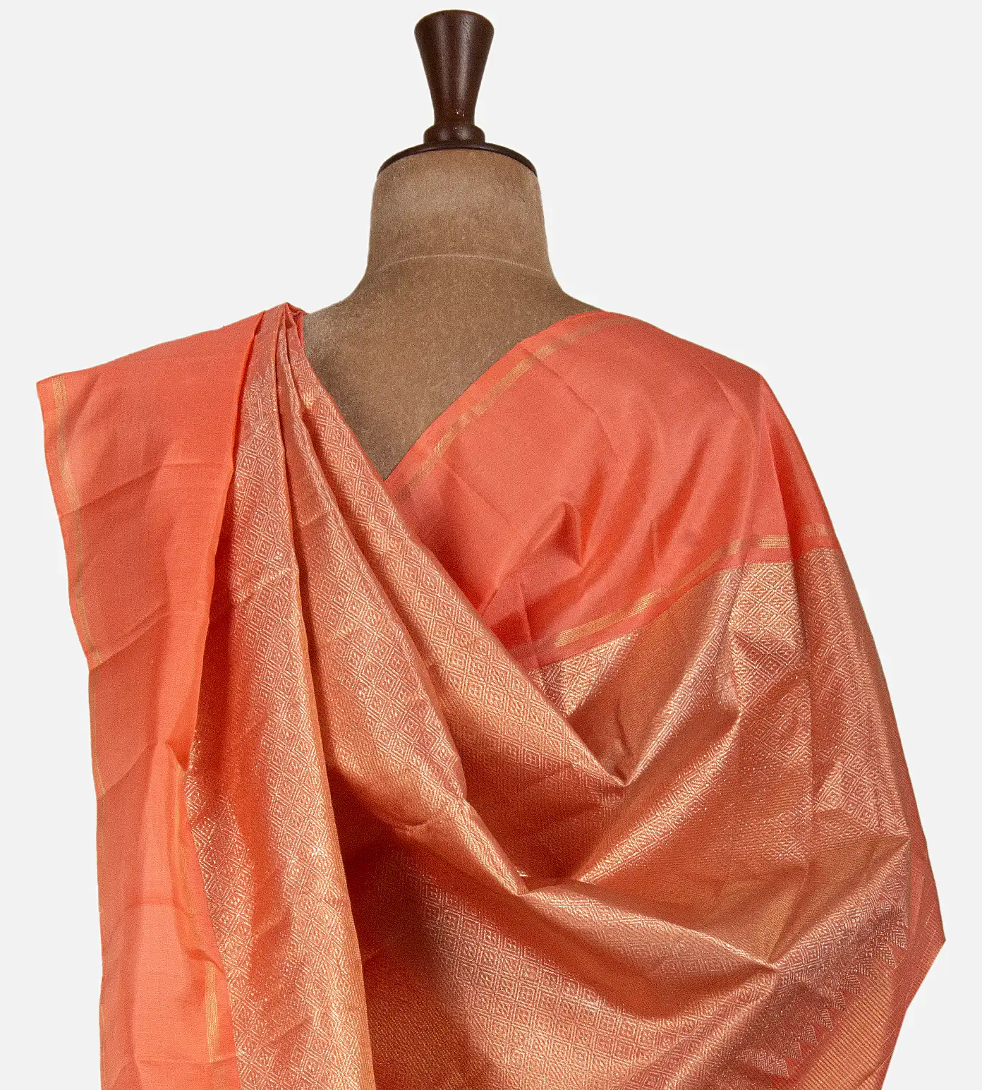 coral-kanchipuram-silk-saree-f-d09121147-c