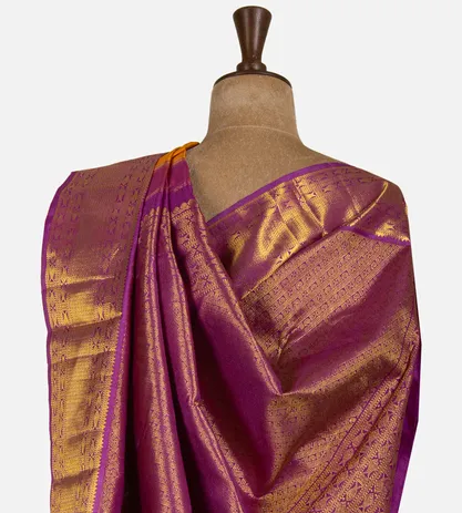 yellow-kanchipuram-silk-saree-d09122291-c