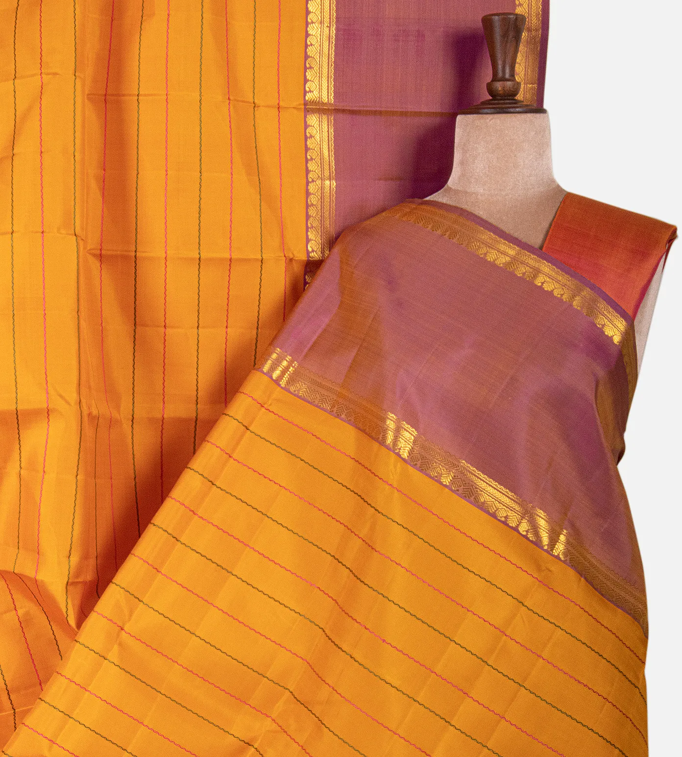 tangerine-yellow-kanchipuram-silk-saree-d09122285-a