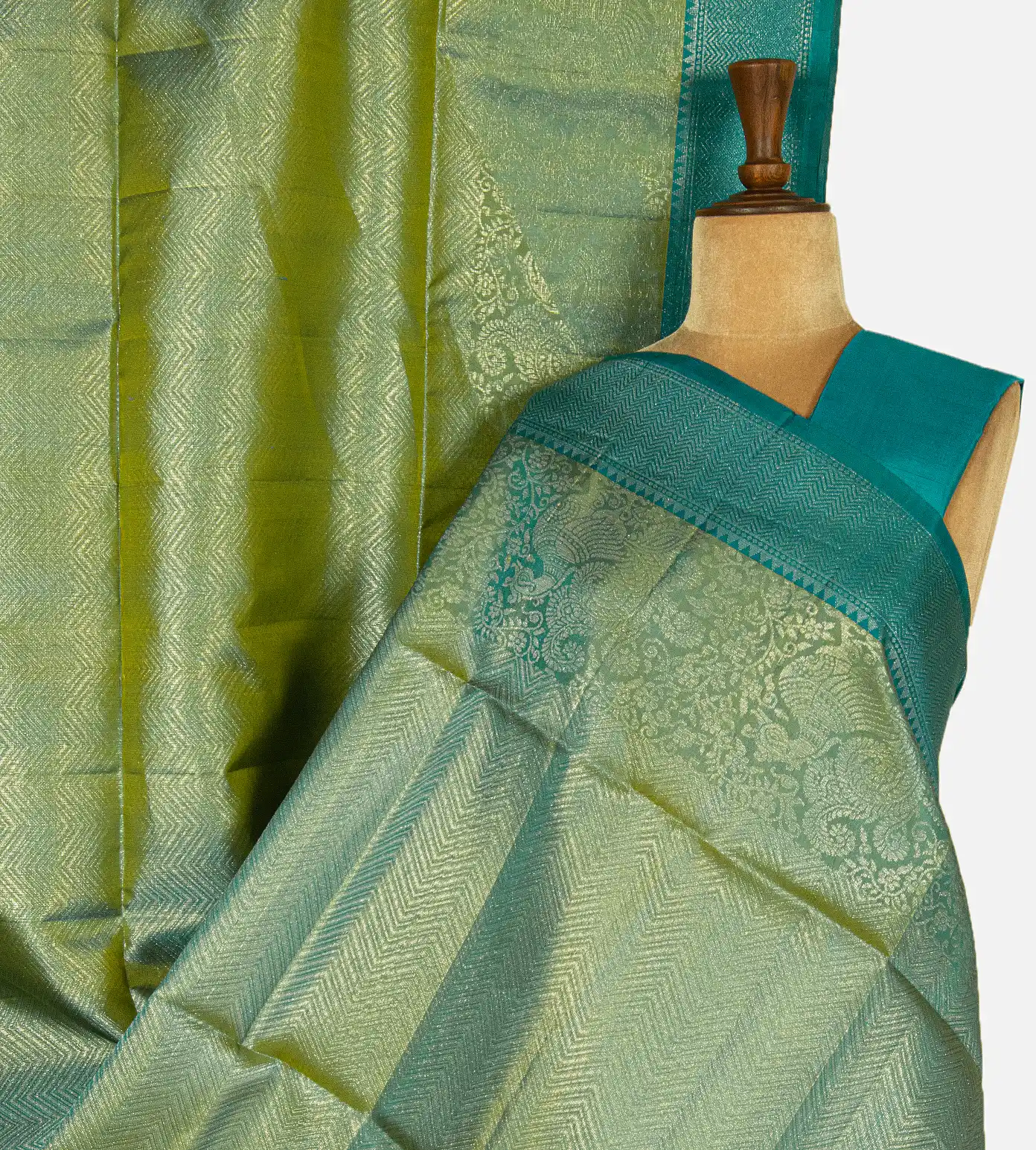 green-soft-silk-saree-d09123742-a