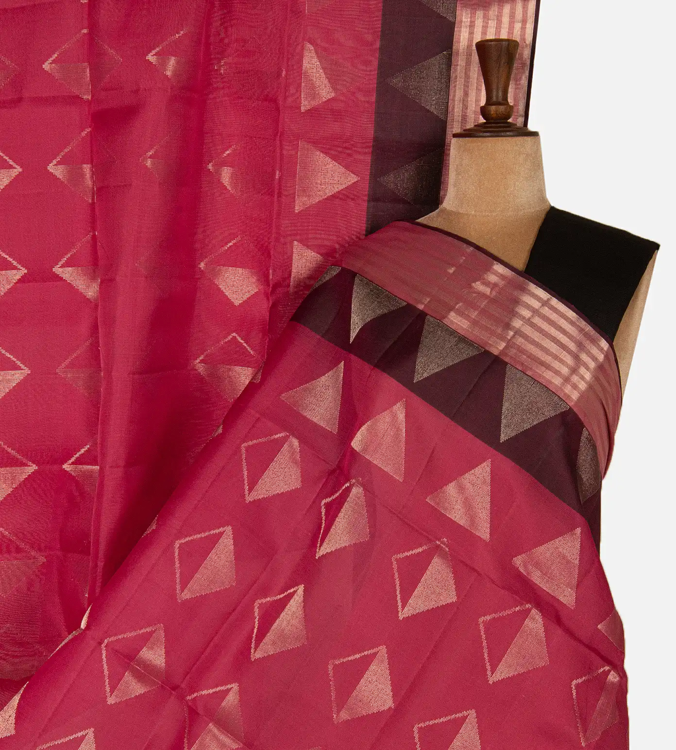 pink-soft-silk-saree-d09123918-a