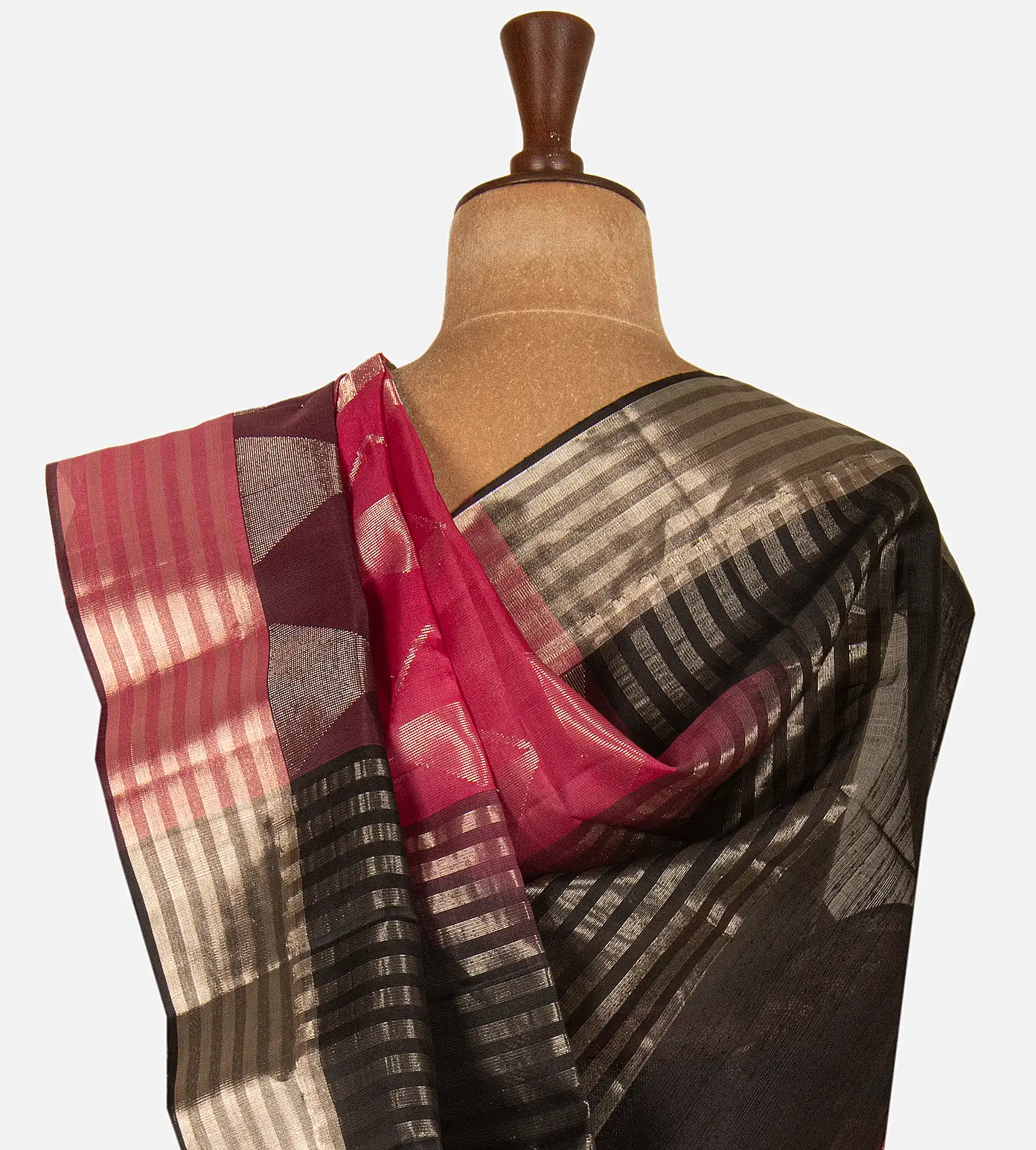 pink-soft-silk-saree-d09123918-c