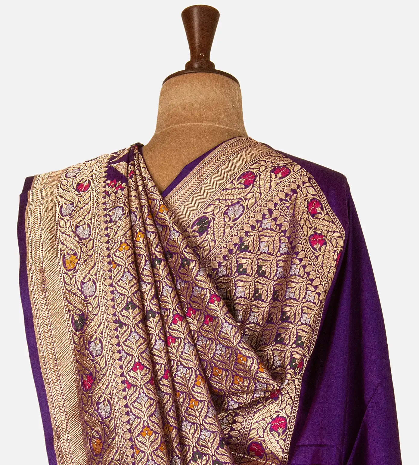 purple-banarasi-silk-saree-d09128876-c