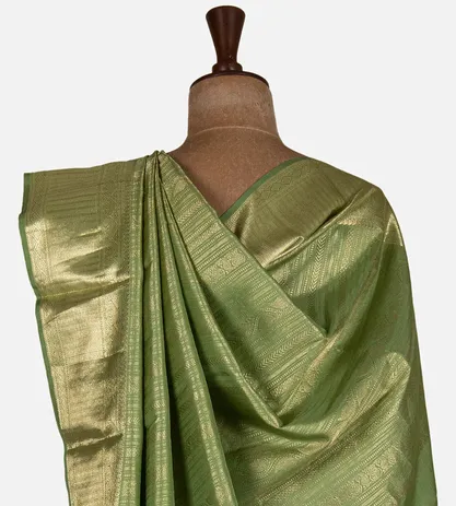 green-kanchipuram-silk-saree-d09122060-c