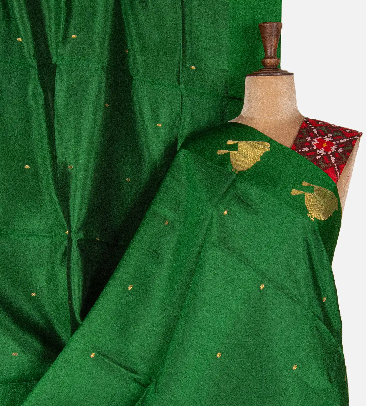 green-banarasi-kattan-silk-saree-d09127222-a