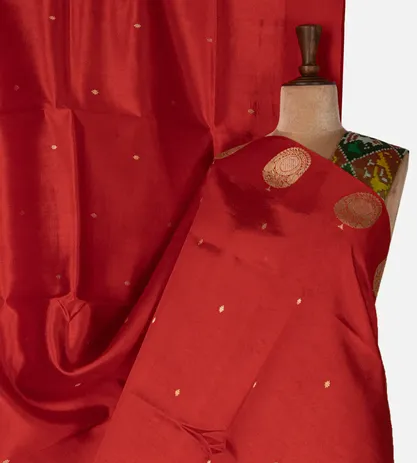 red-banarasi-kattan-silk-saree-d09127222-a
