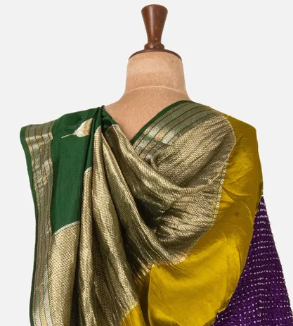 bottle-green-banarasi-kattan-silk-saree-d09127267-c