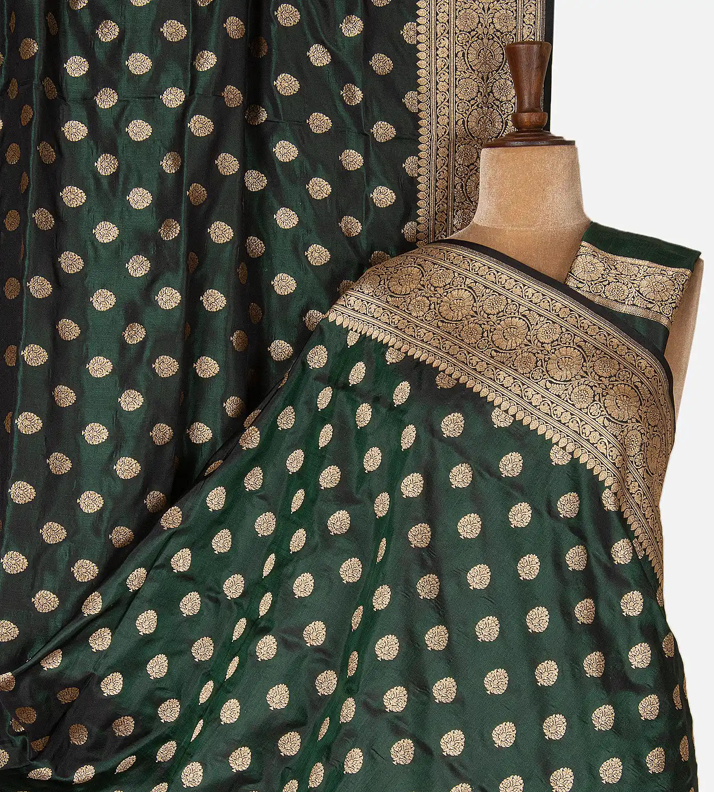 green-banarasi-tissue-silk-sare-c1282132-a