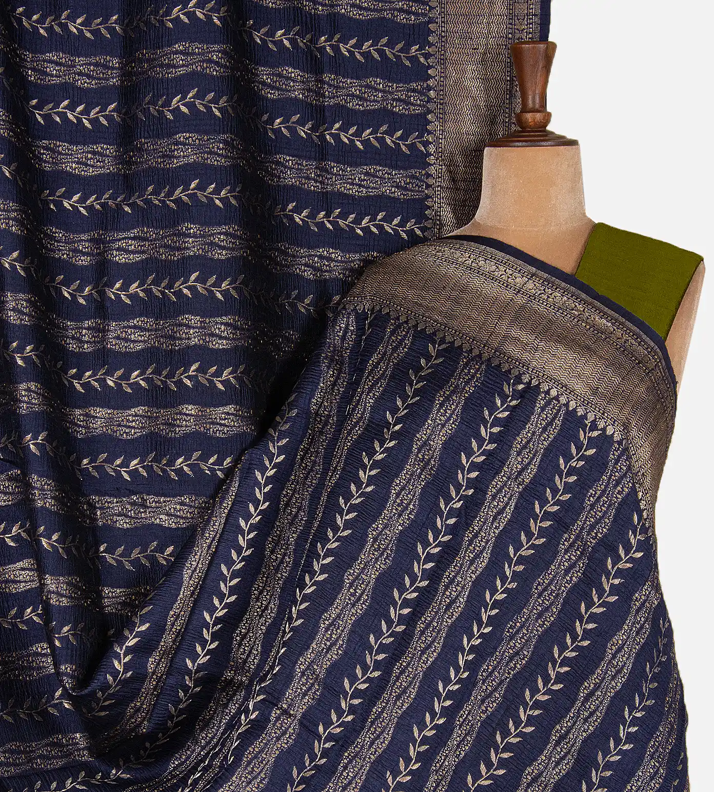 navy-blue-tussar-saree-d09128040-a