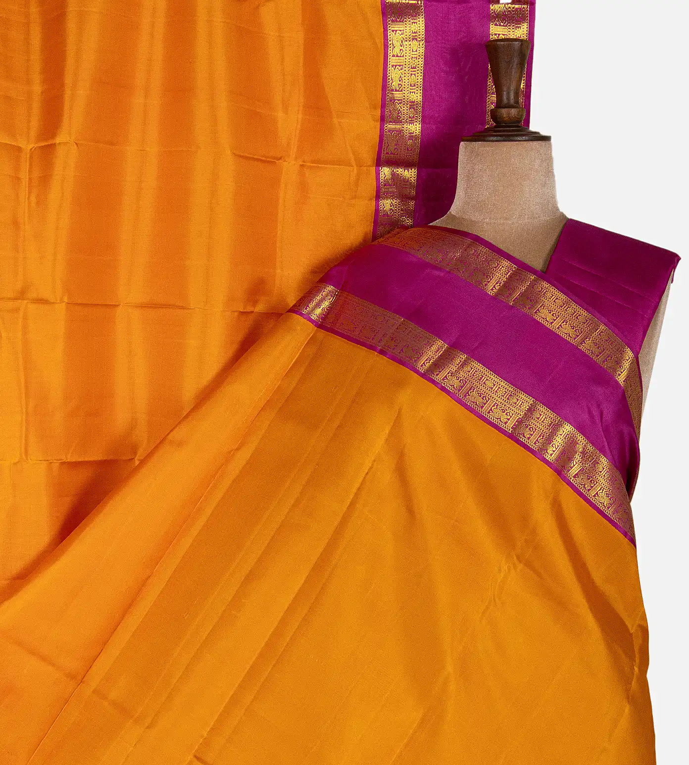 tangerine-yellow-kanchipuram-silk-saree-d09128631-a