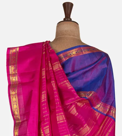 pinkish-orange-kanchipuram-silk-saree-d09123584-c