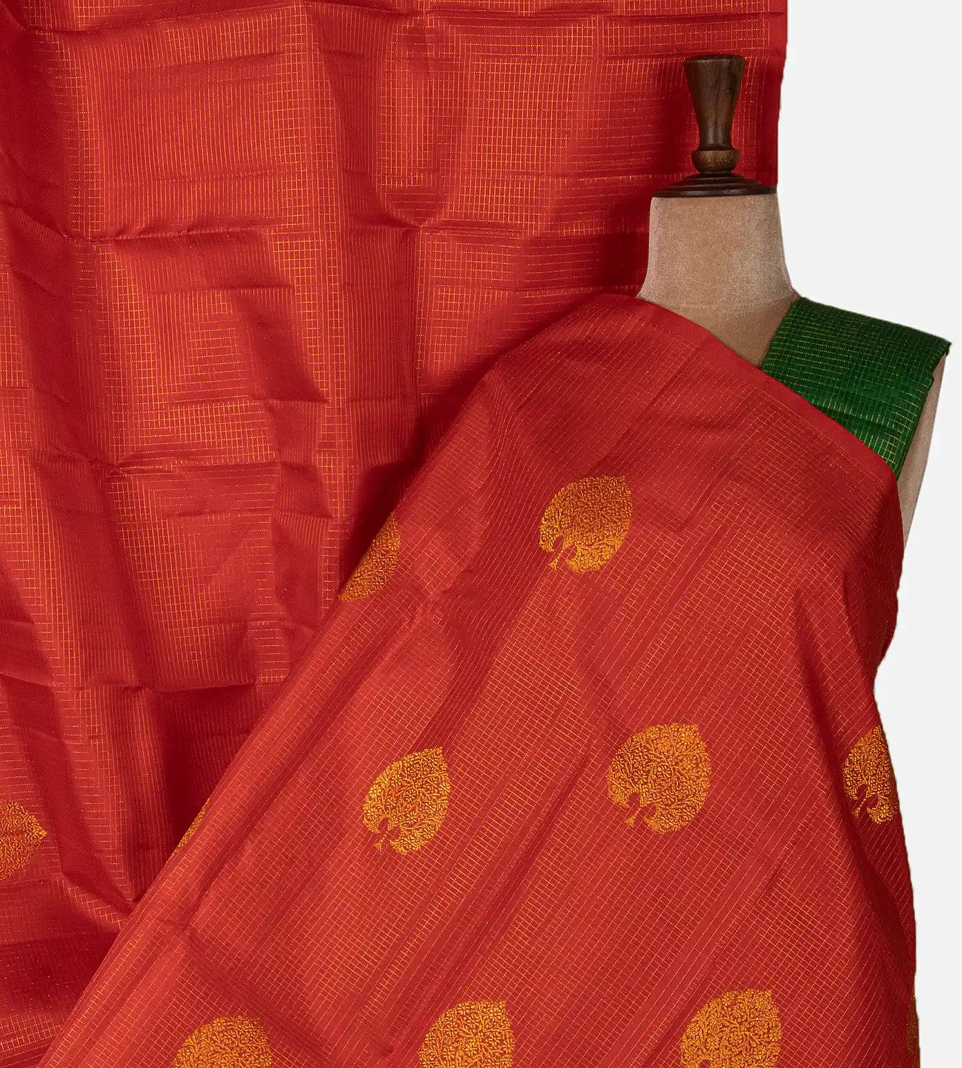 red-kanchipuram-silk-saree-d08117518-a