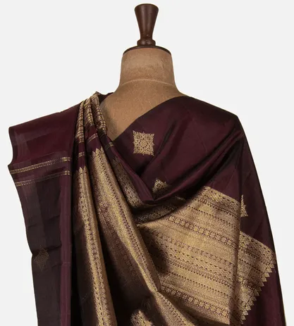 deep-maroon-kanchipuram-silk-saree-d10132595-c