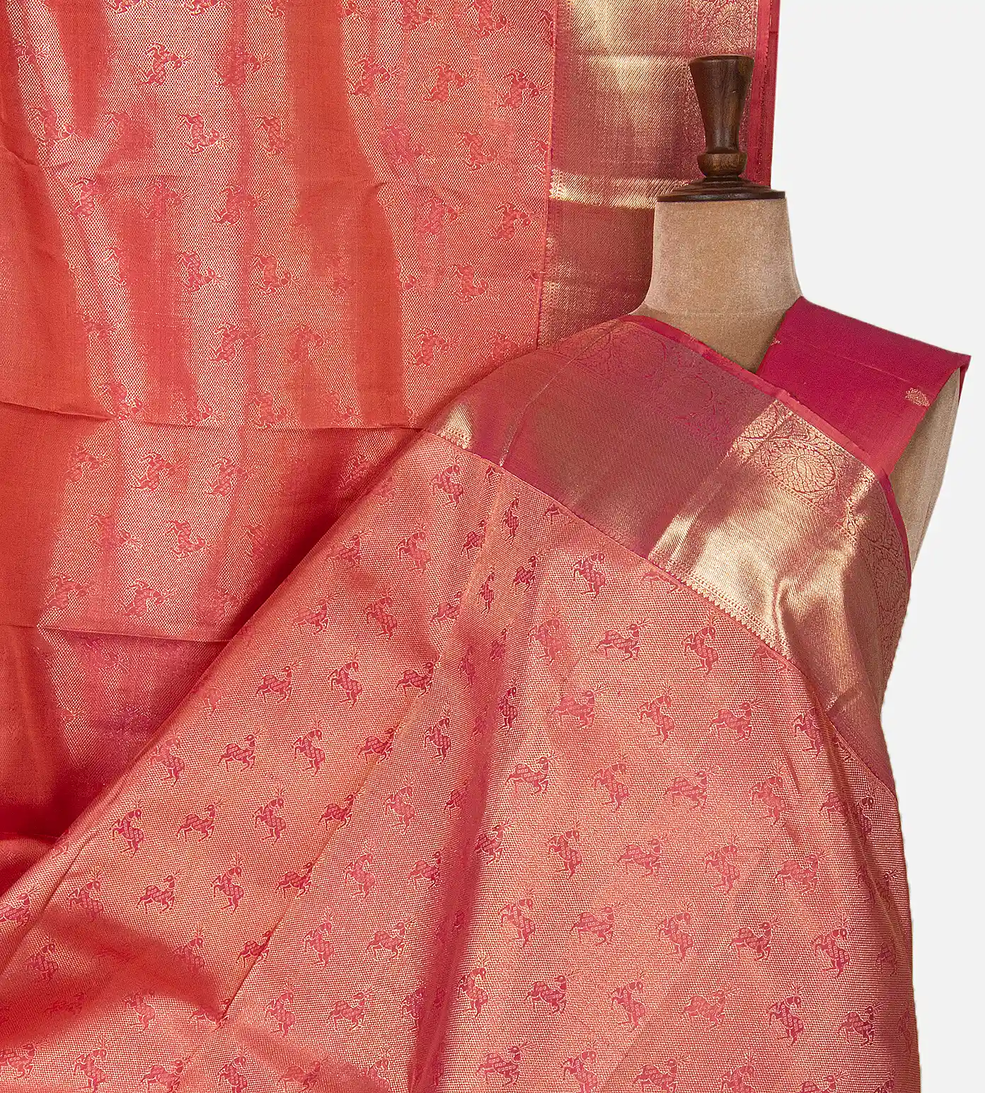 pink-kanchipuram-silk-saree-d07113148-a