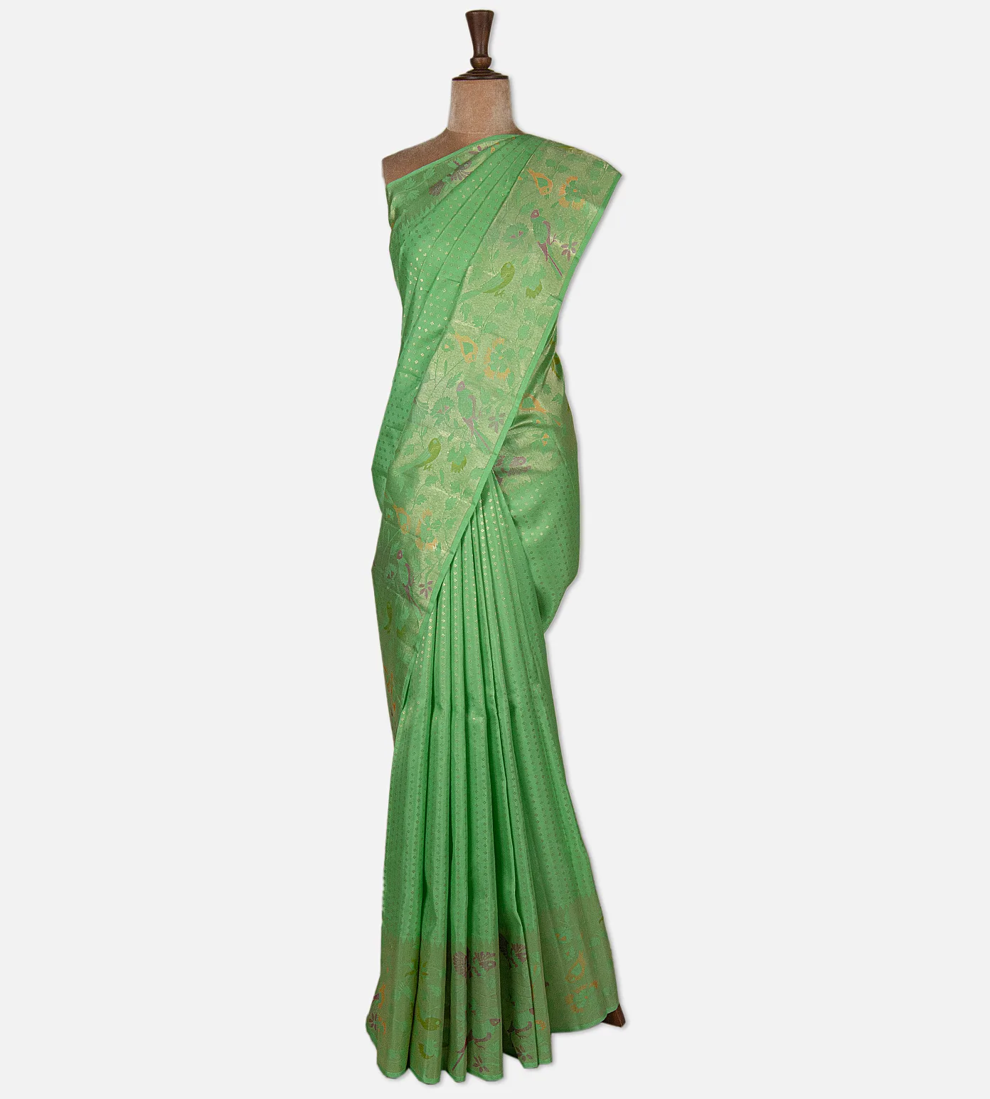 light-green-kanchipuram-silk-saree-d09128639-b