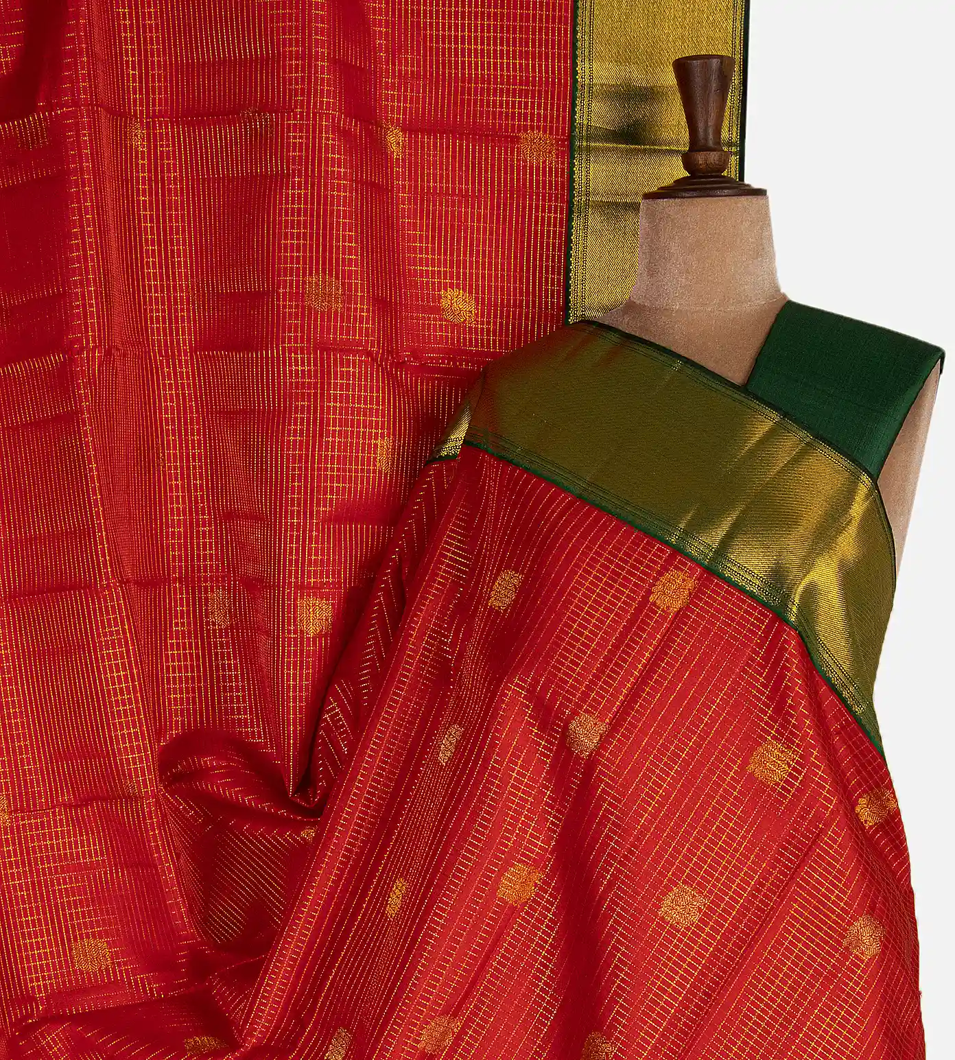 red-kanchipuram-silk-saree-d09122154-a