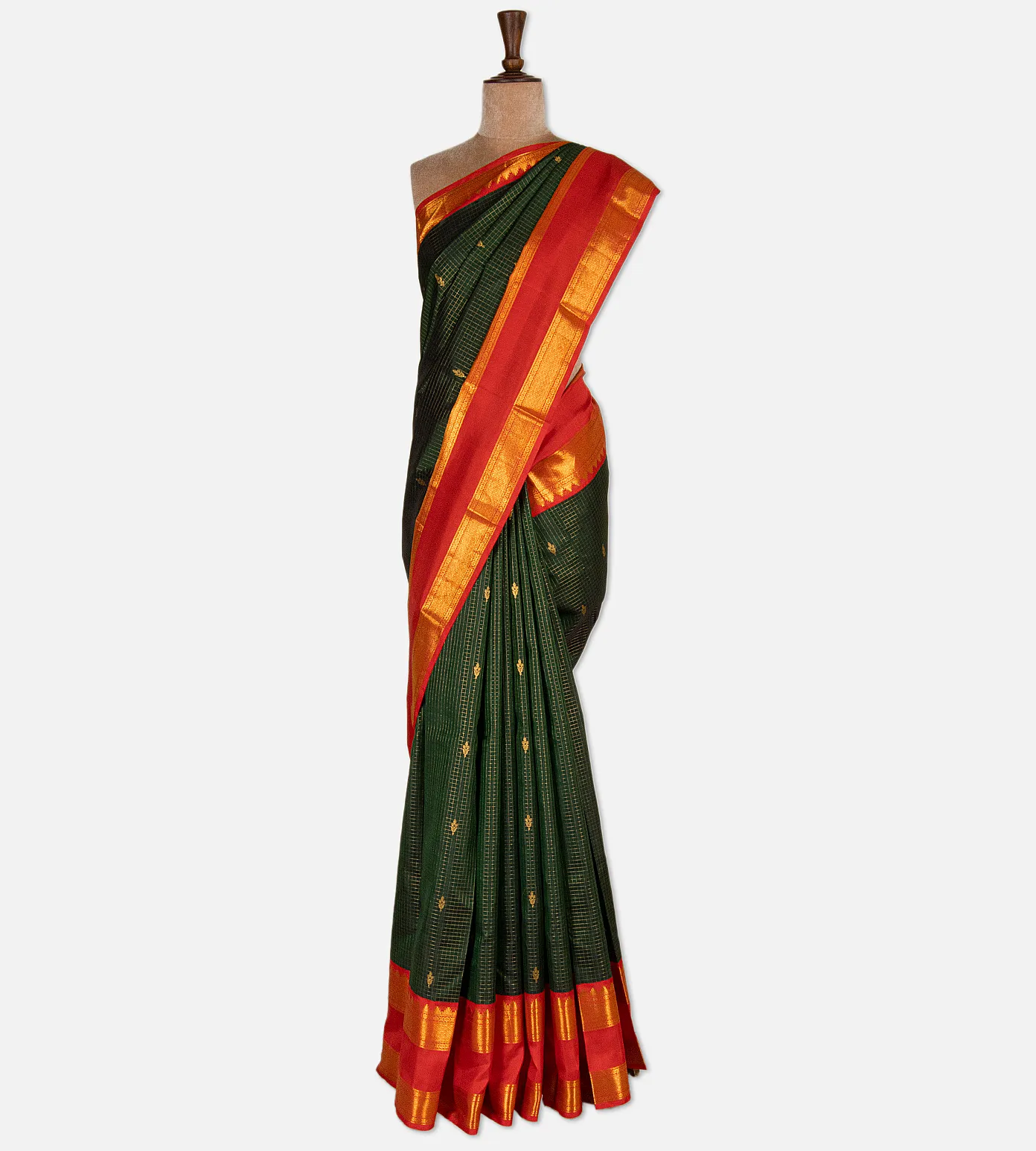 green-kanchipuram-silk-saree-d08116341-b