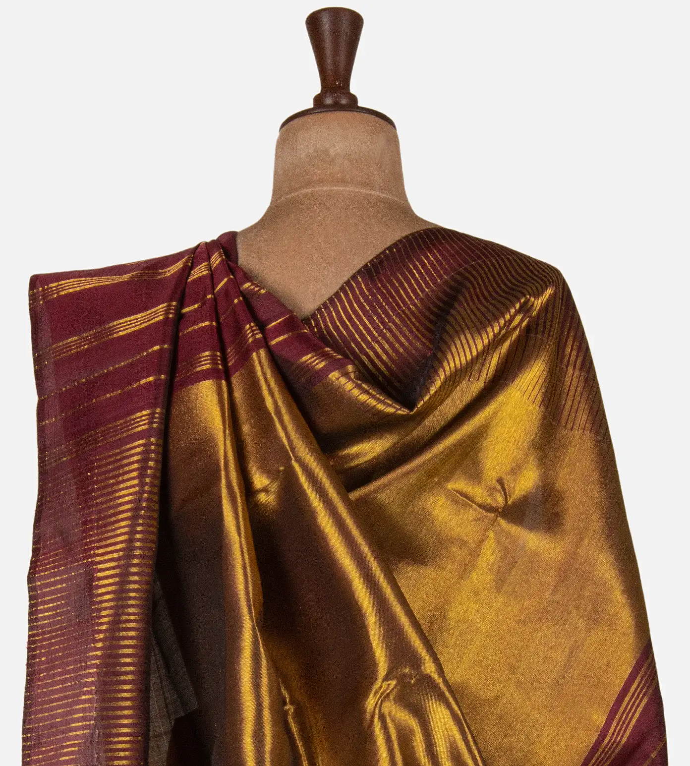 maroon-kanchipuram-silk-saree-d10132566-c
