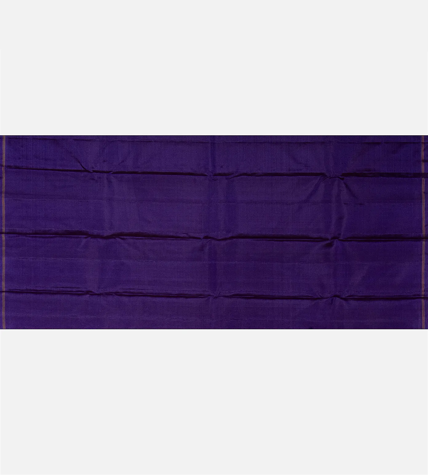 red-kanchipuram-silk-saree-d10132852-d