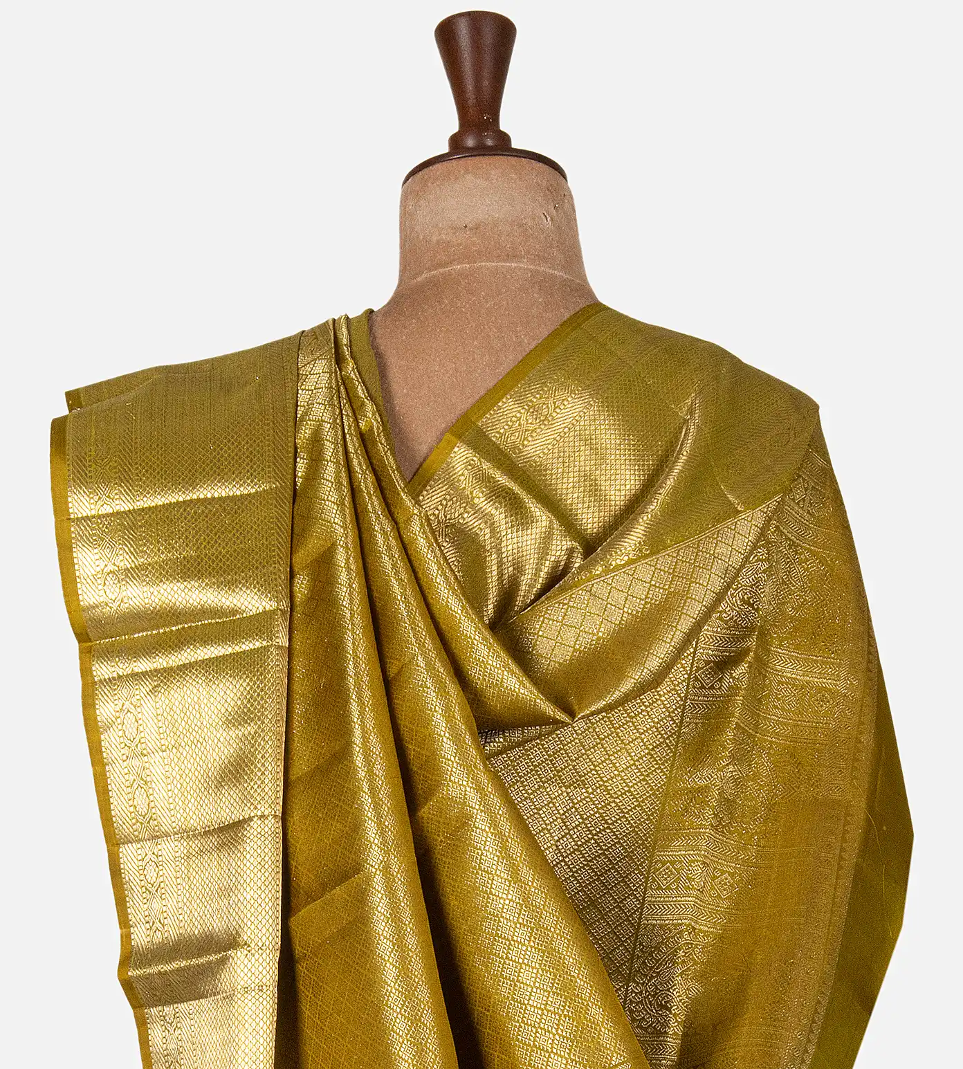 gold-colour-kanchipuram-silk-saree-d08119855-c