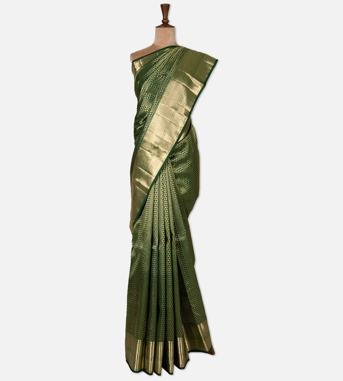 green-kanchipuram-silk-saree-d08119253-b