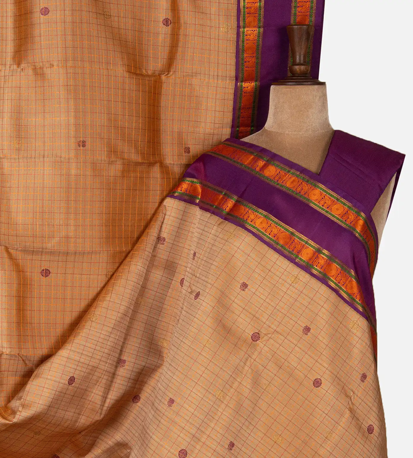 beige-kanchipuram-silk-saree-d09124899-a