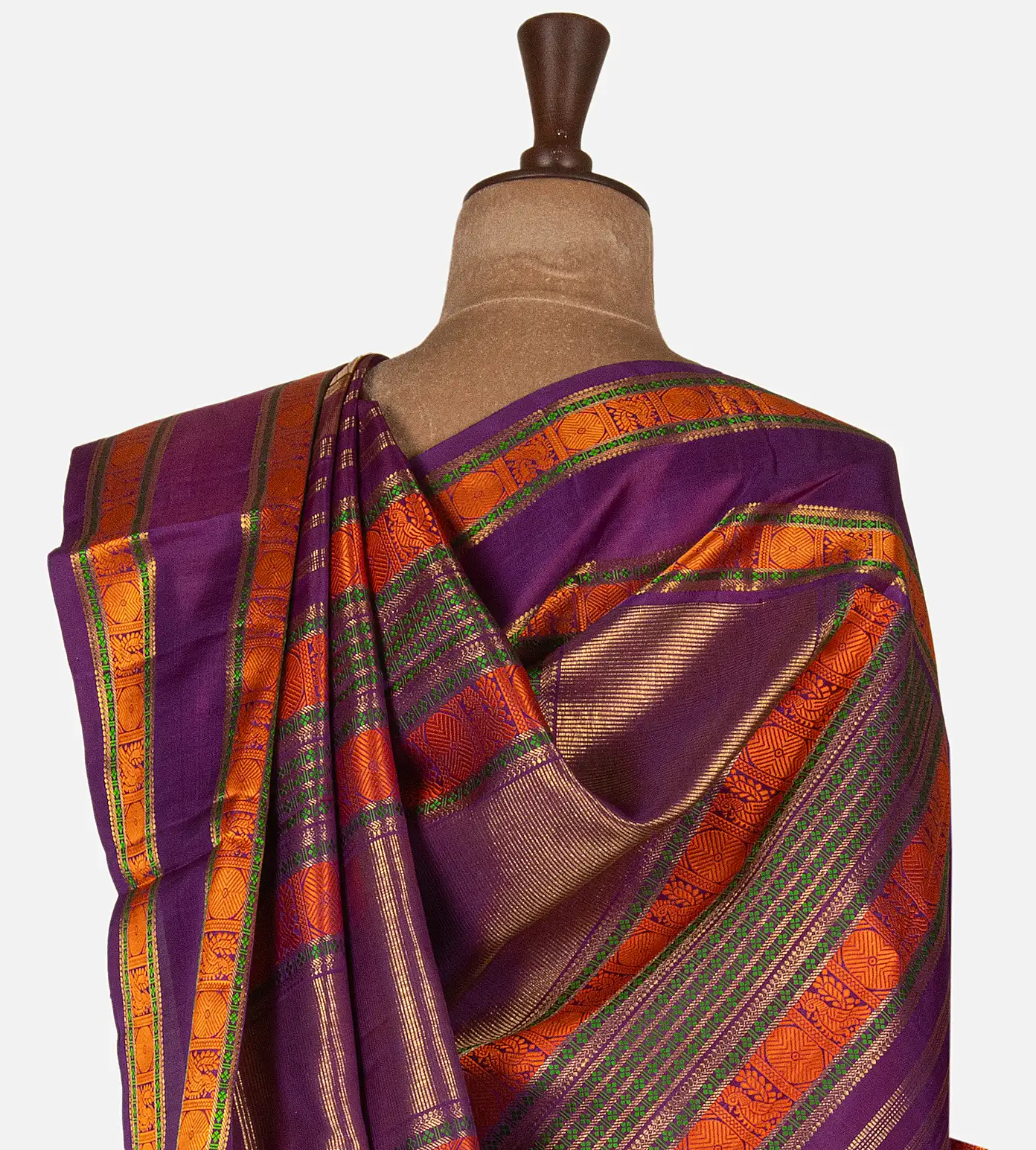 beige-kanchipuram-silk-saree-d09124899-c