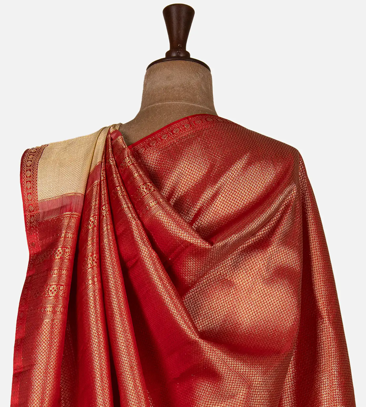 light-beige-kanchipuram-silk-saree-d09129409-c