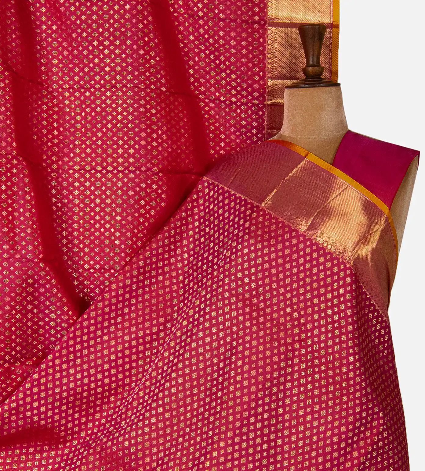pink-kanchipuram-silk-saree-d08119973-a