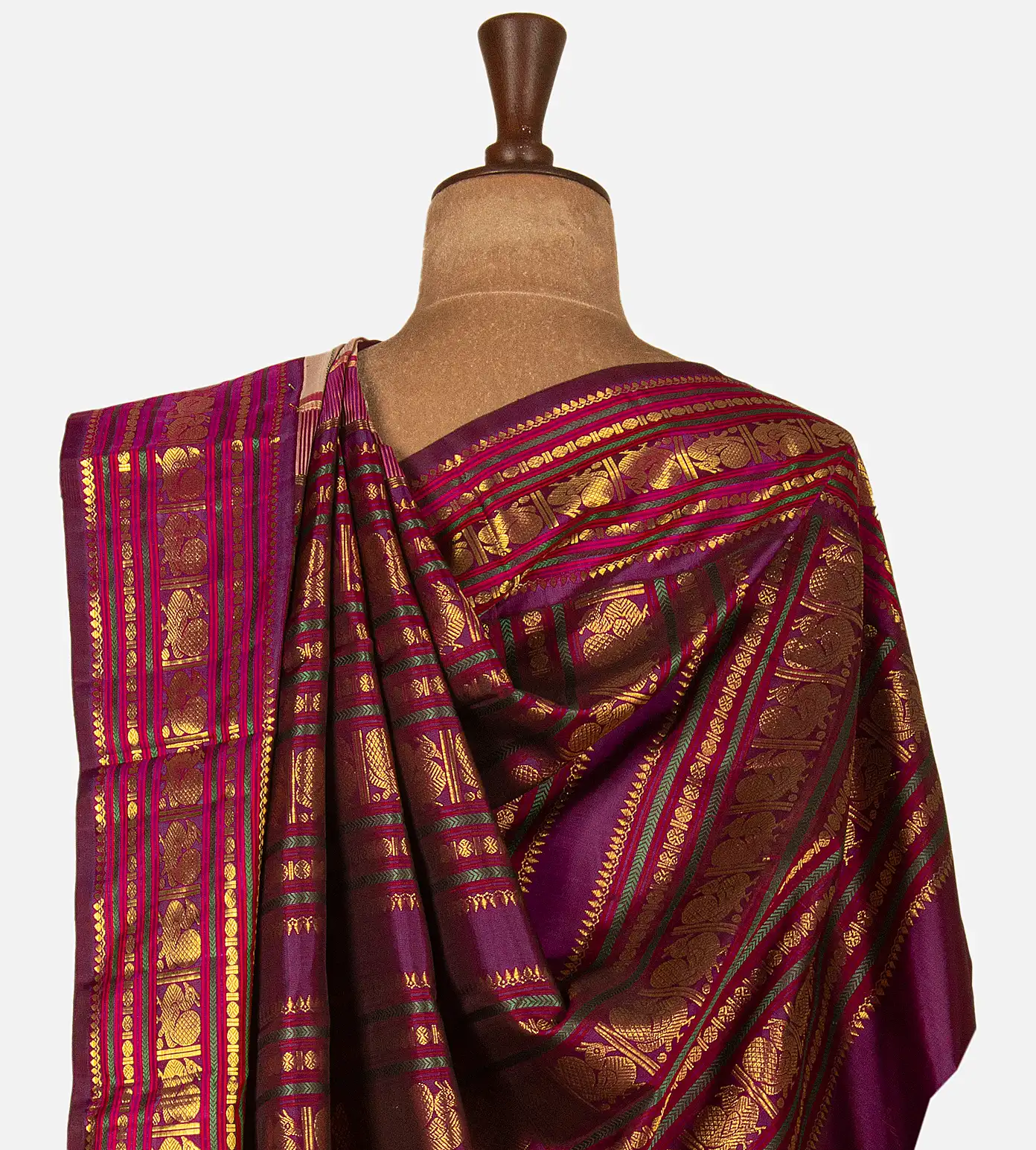 light-peach-kanchipuram-silk-saree-d10130963-c