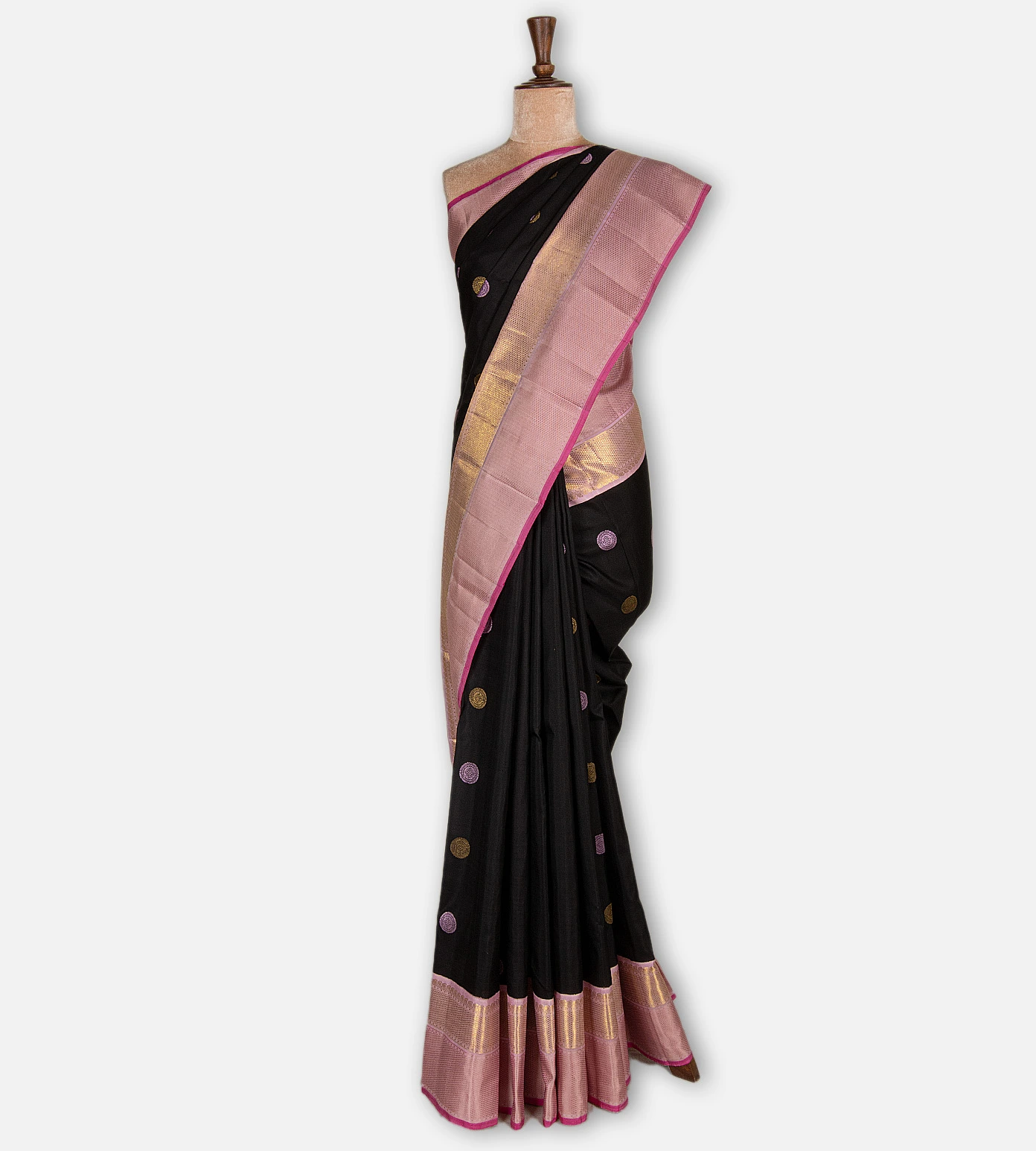 black-kanchipuram-silk-saree-d05106454-b