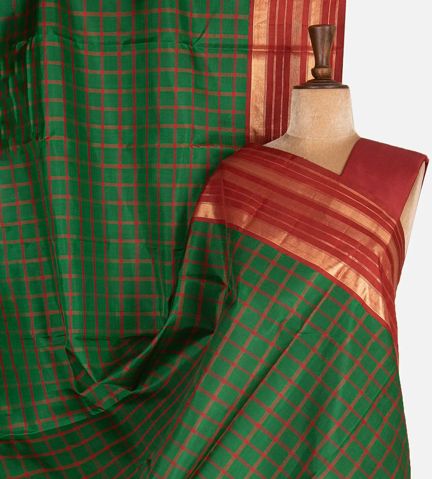 green-kanchipuram-silk-sare-d07114165-a