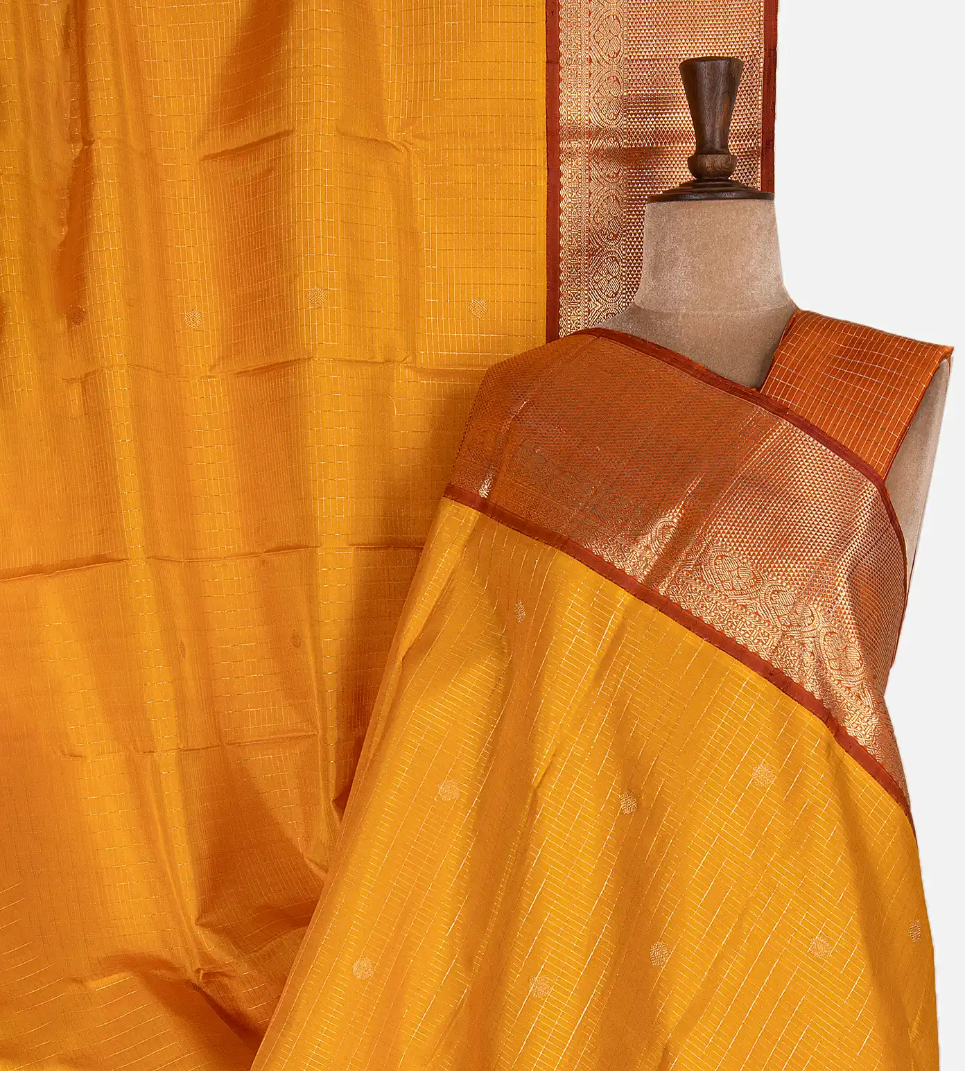 tangerine-yellow-kanchipuram-silk-saree-d0185497-a