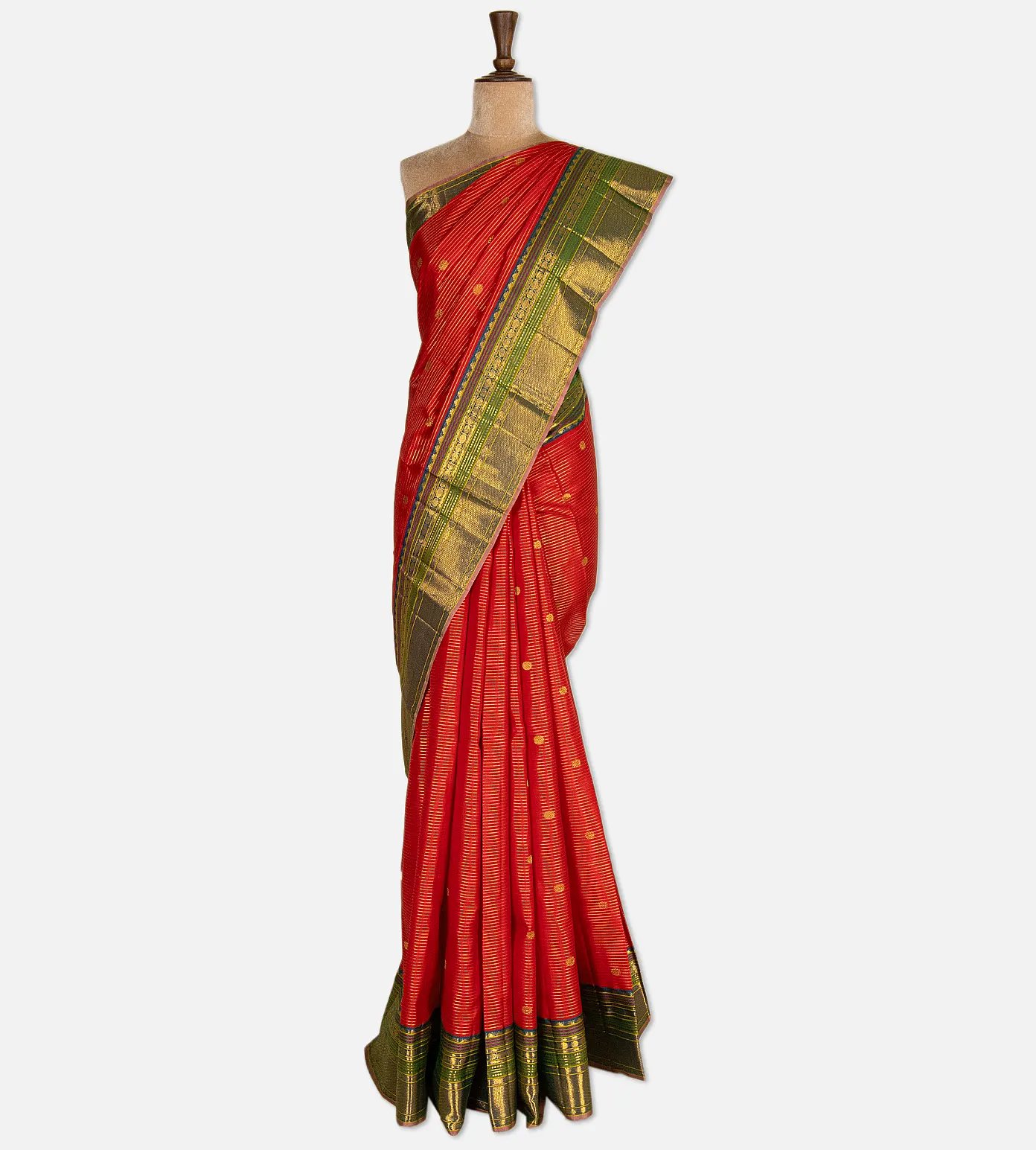 red-kanchipuram-silk-saree-d05107489-b