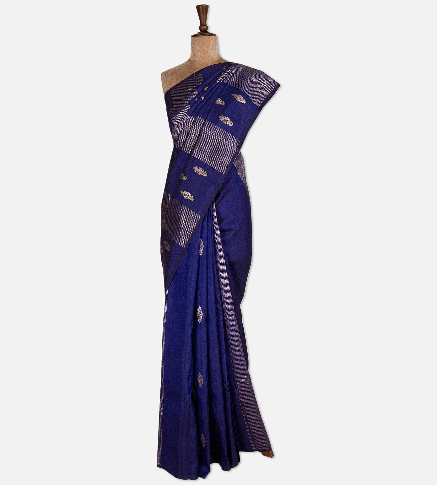 blue-kanchipuram-silk-saree-d10133088-b