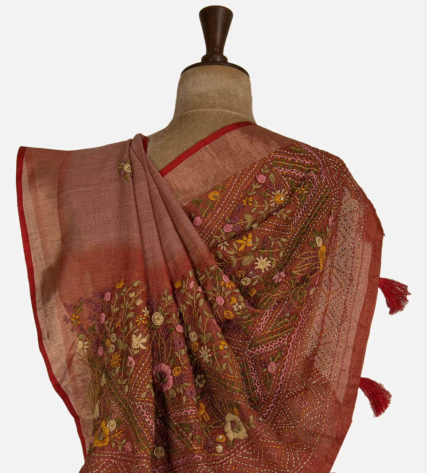 maroon-linen-saree-d10131588-c