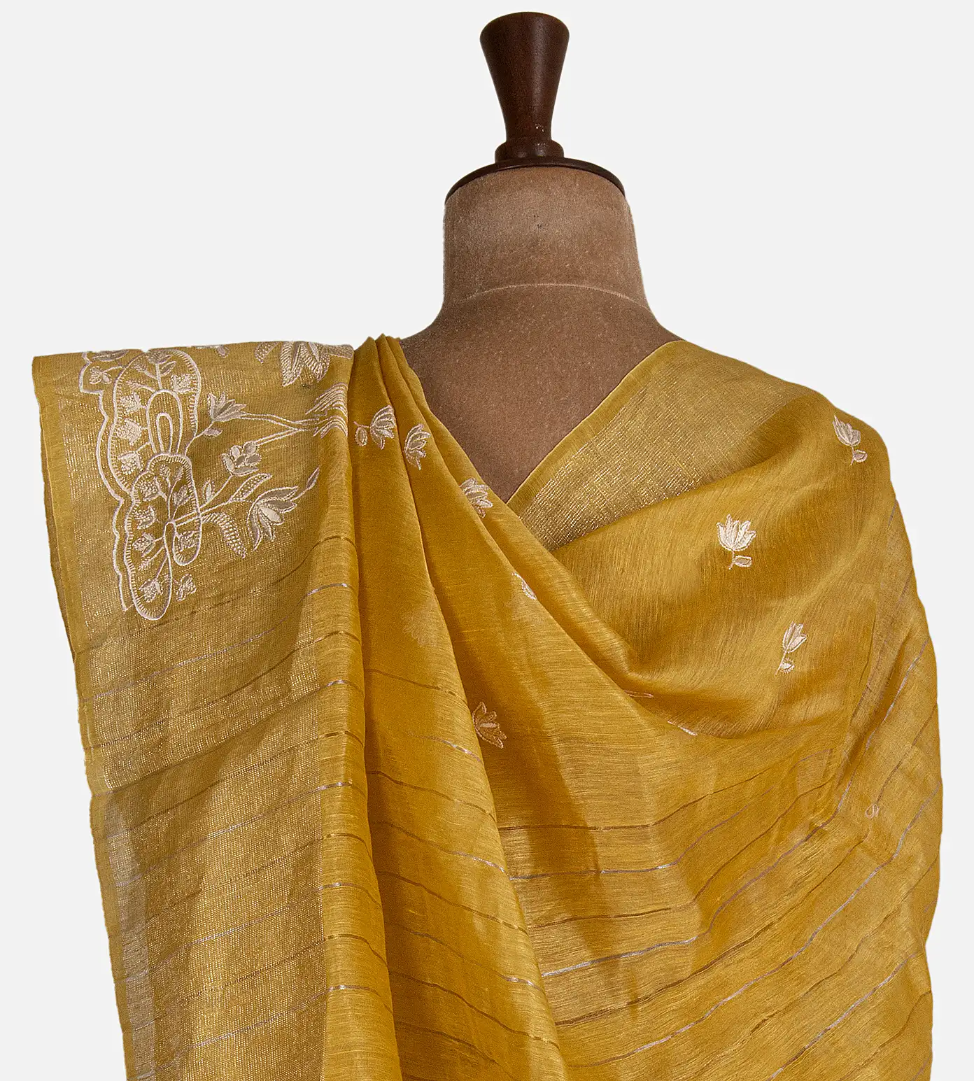 yellow-linen-saree-d09125546-c