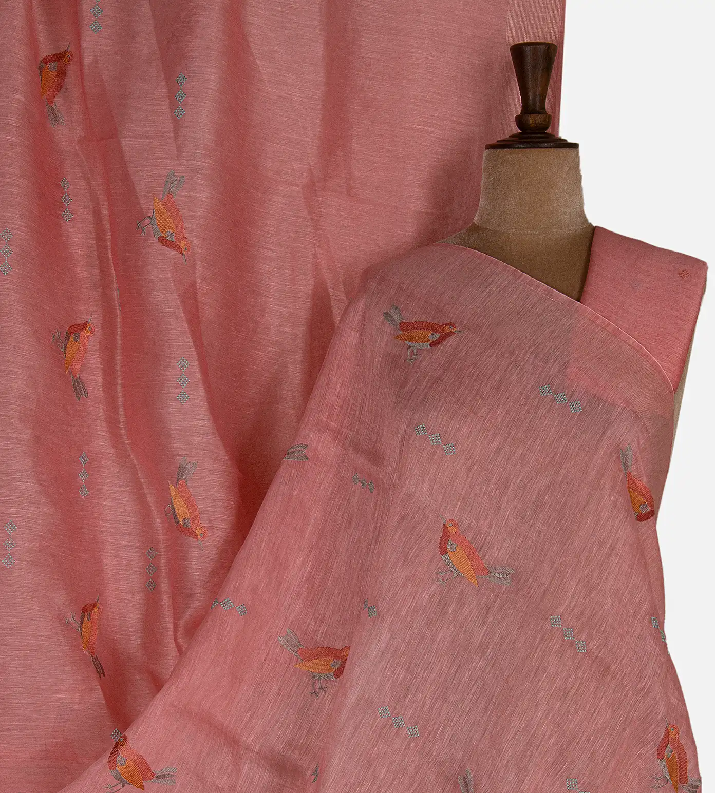salmon-pink-linen-saree-d05105537-a