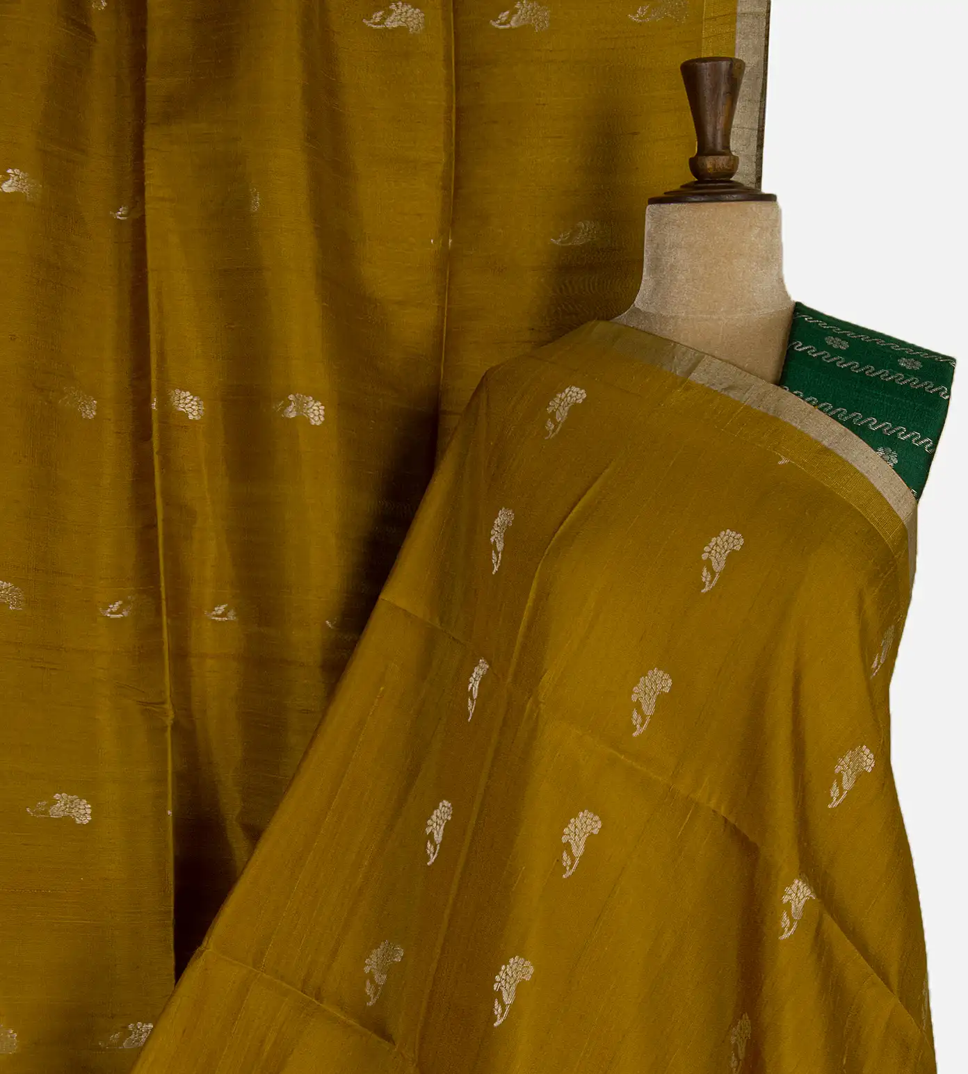 yellow-raw-silk-saree-d09128696-a