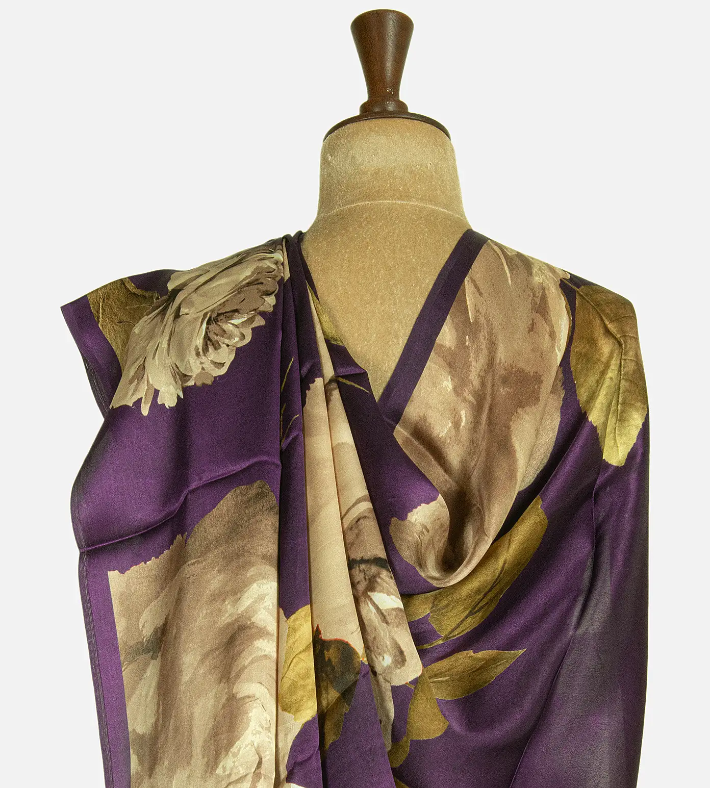 purple-satin-crepe-saree-d11134982-c