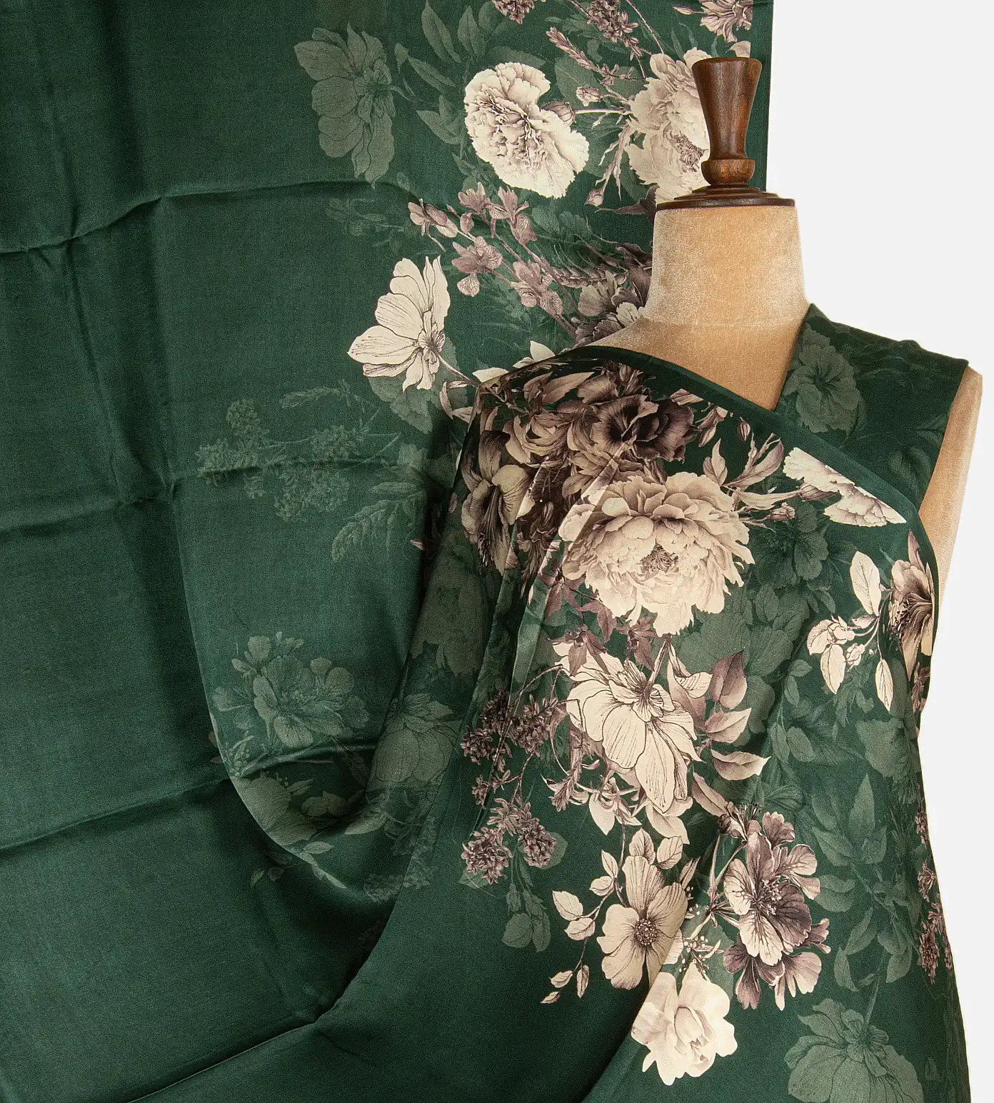 green-satin-crepe-d11134972-a