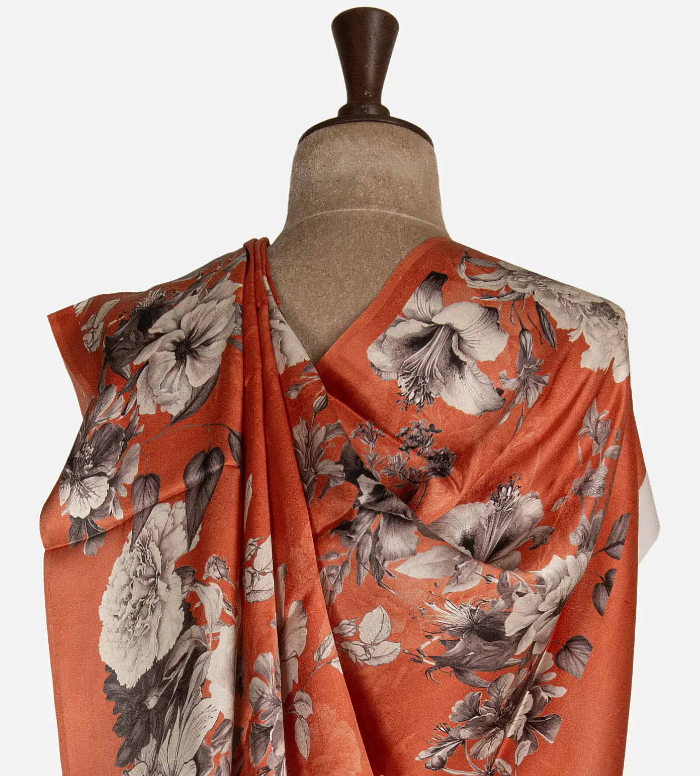 orange-satin-crepe-saree-d11134979-c