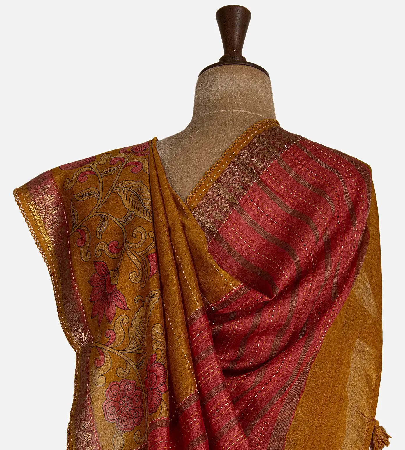 yellow-tussar-kota-saree-d09129438-c