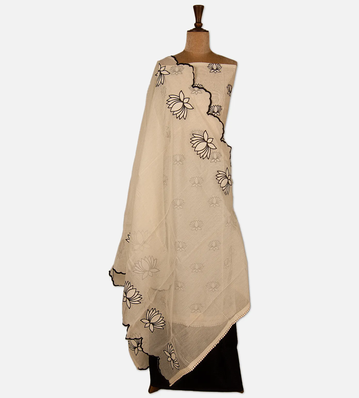 light-beige-mul-cotton-salwar-d09126327-b