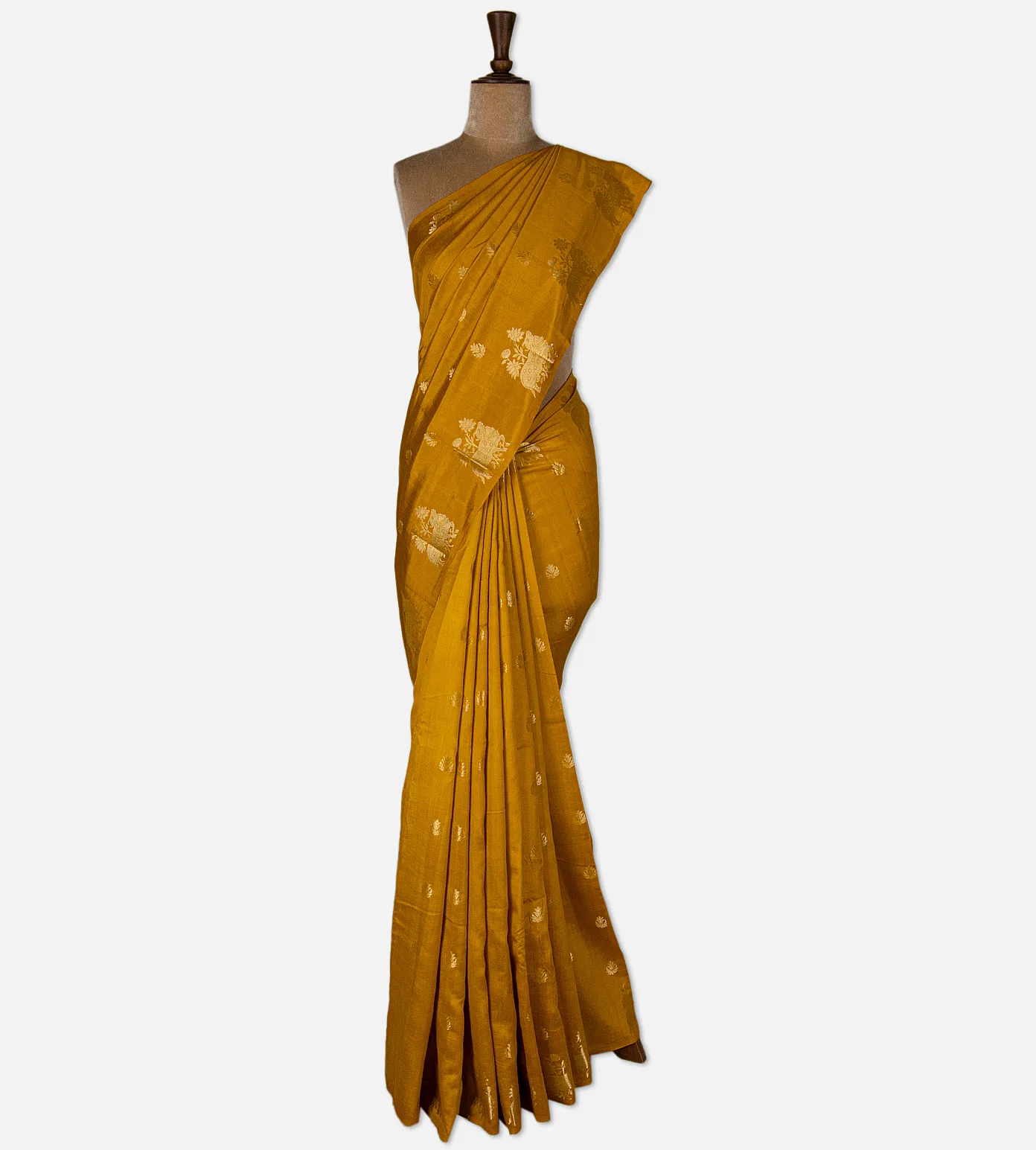 yellow-chaniya-silk-saree-d09123271-b